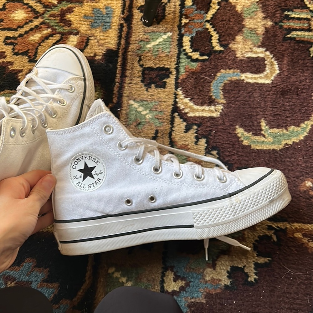 Platform converse